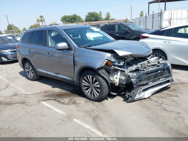 2019 MITSUBISHI OUTLANDER JA4AD3A32KZ046599 Photo 0