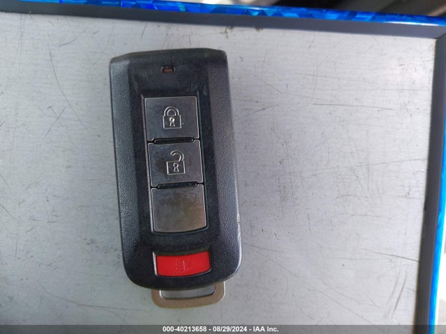 2019 MITSUBISHI OUTLANDER JA4AD3A32KZ046599 Photo 10