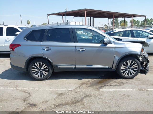 Mitsubishi Outlander Se 2019 JA4AD3A32KZ046599 Image 13