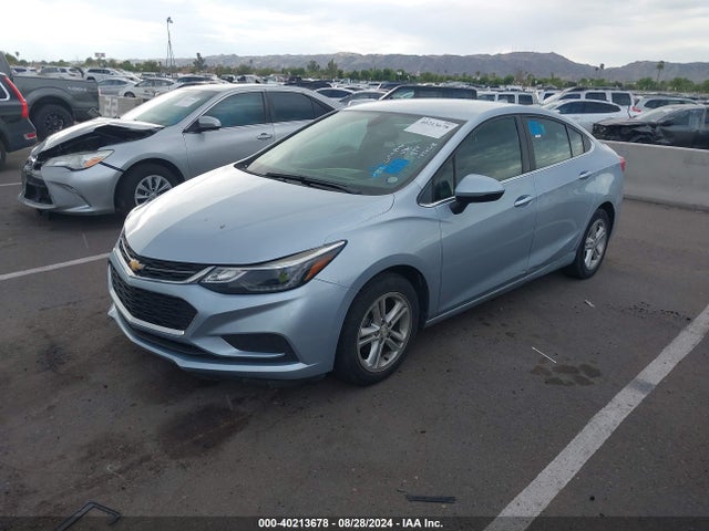 Aukcja sprzedaży 2018 Chevrolet Cruze Lt Auto, vin: 1G1BE5SM1J7172868, numer aukcji: 40213678