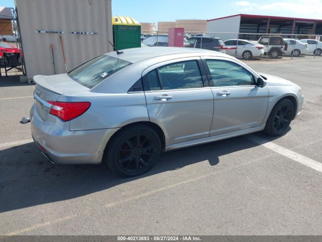 1C3CCBCG1EN191743 Chrysler 200 Limited