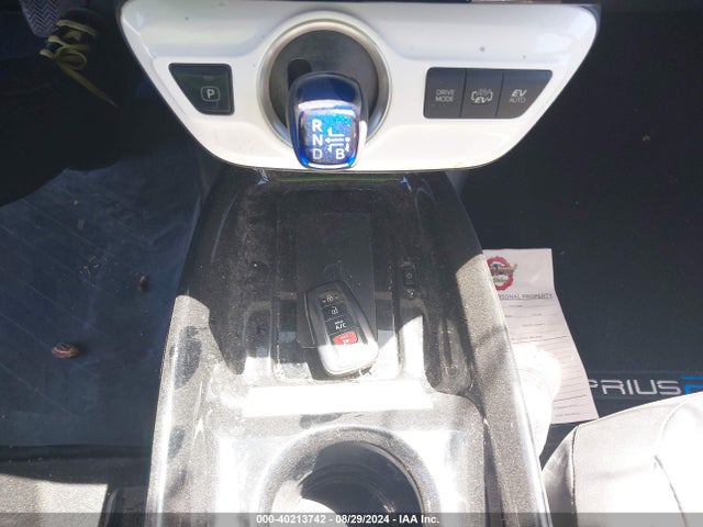 Toyota Prius Prime Premium 2017 JTDKARFP4H3061733 Image 11