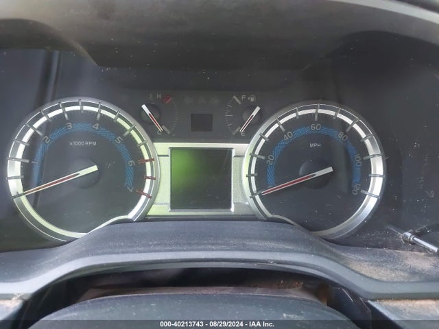 Toyota 4RUNNER SR5 2018 JTEBU5JR9J5505249 Image 7