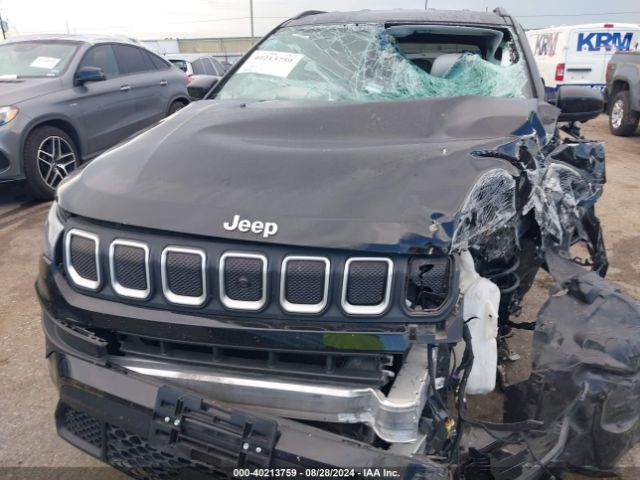 3C4NJDBB0NT118116 Jeep Compass Latitude 4x4