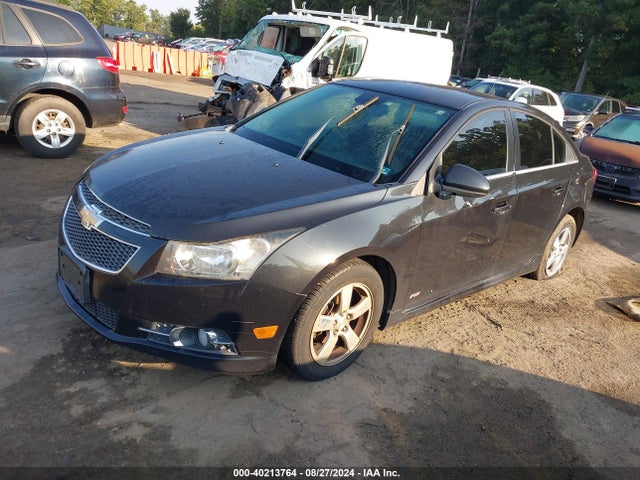 Chevrolet Cruze 1lt Manual 2014 1G1PD5SB4E7270239 Image 2