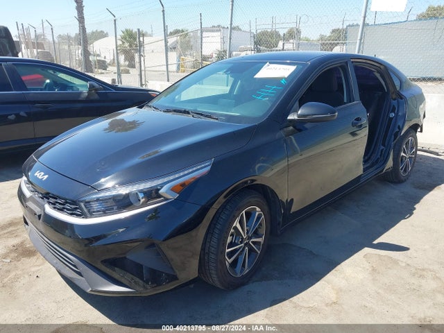 KIA Forte Lxs 2023 3KPF24AD7PE549936 Image 2