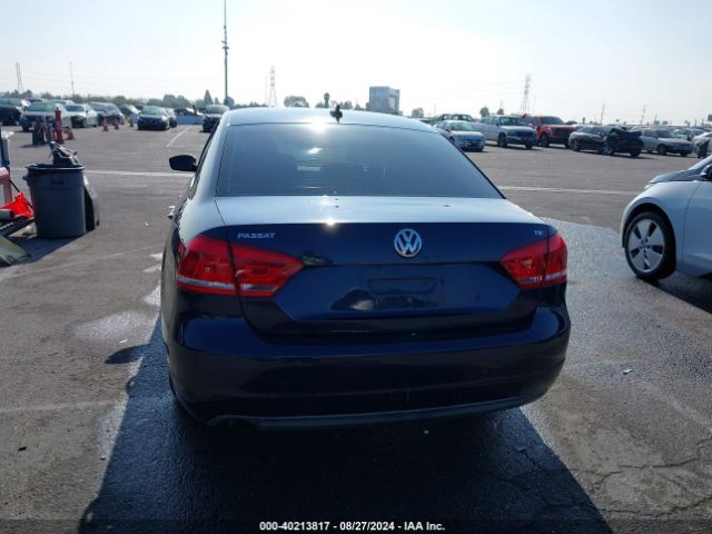 1VWAT7A33EC091815 Volkswagen Passat 1.8t Wolfsburg Edition