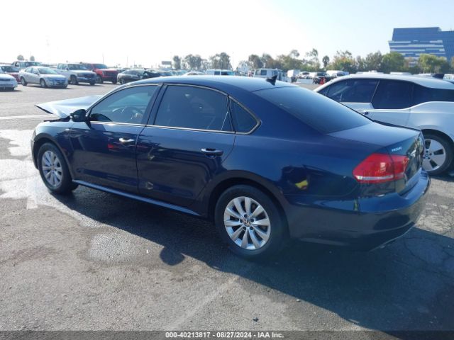1VWAT7A33EC091815 Volkswagen Passat 1.8t Wolfsburg Edition
