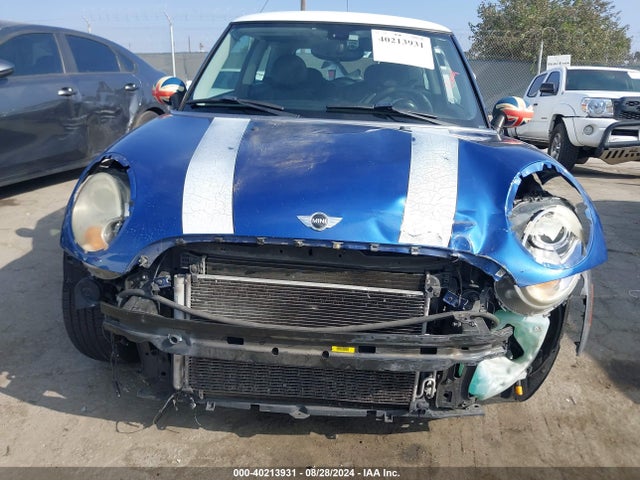 2009 MINI COOPER WMWMF33599TW70342 Photo 5