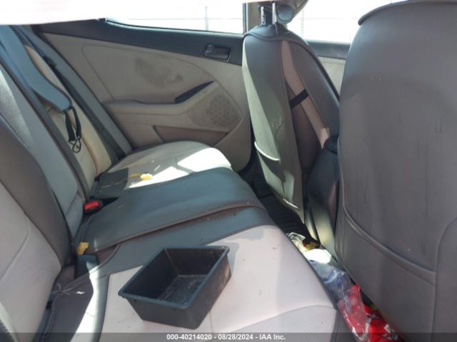 KNAGM4A72F5657235 KIA Optima Lx