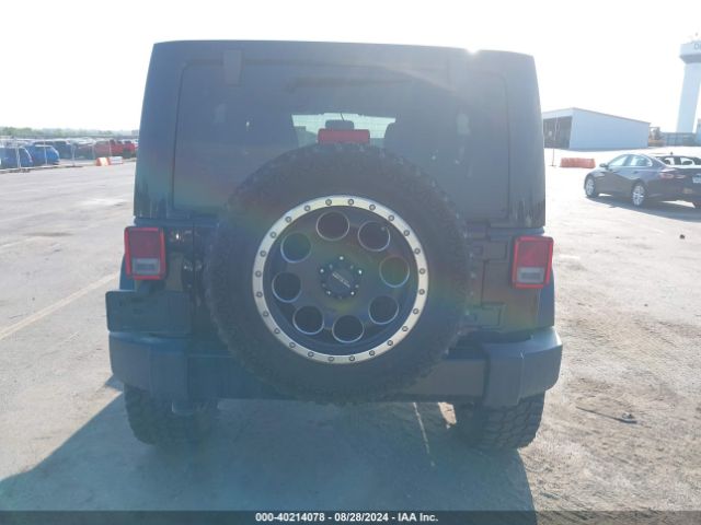 1C4HJWEG7JL893843 Jeep Wrangler Jk Unlimited Sahara