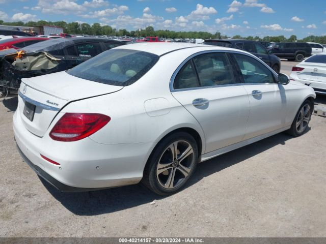 WDDZF4KB6JA330447 Mercedes-Benz E 300 4matic