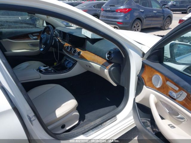 WDDZF4KB6JA330447 Mercedes-Benz E 300 4matic