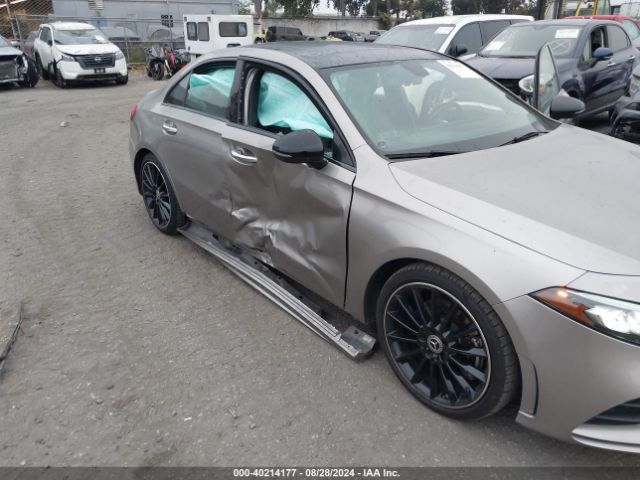 WDD3G4EBXLW039745 Mercedes-Benz A 220