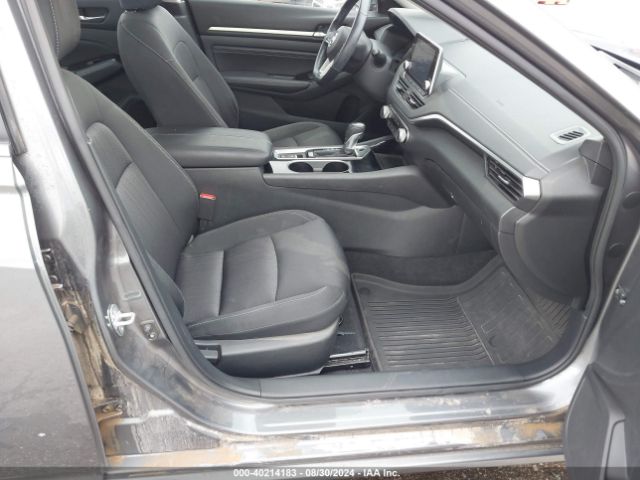1N4BL4DW5MN311427 Nissan Altima Sv Intelligent Awd