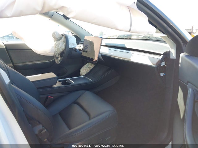 2022 TESLA MODEL Y 7SAYGDEE8NF363362 Photo 4