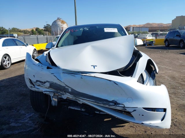 2022 TESLA MODEL Y 7SAYGDEE8NF363362 Photo 5