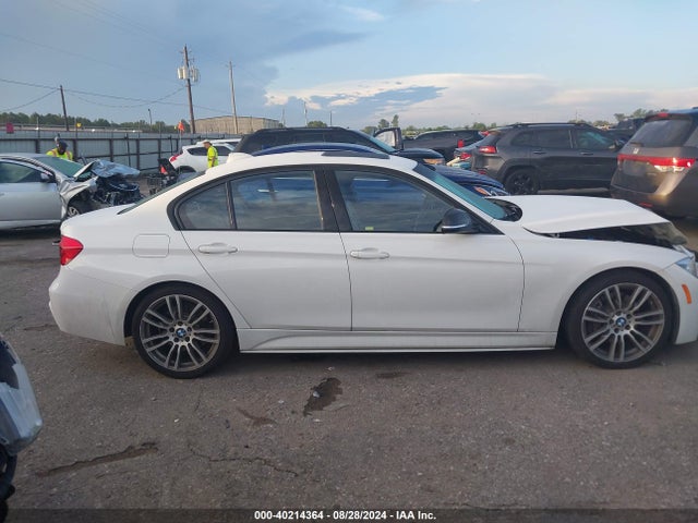 BMW 340i 2016 WBA8B3G5XGNT92737 Image 13