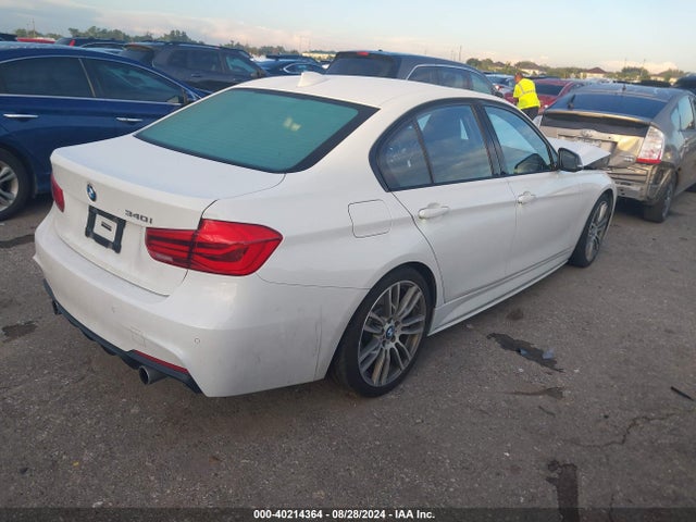 WBA8B3G5XGNT92737 BMW 340i