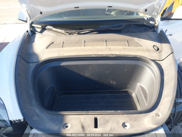 7SAYGDEF5NF516921 Tesla Model Y Performance Dual Motor All-wheel Drive