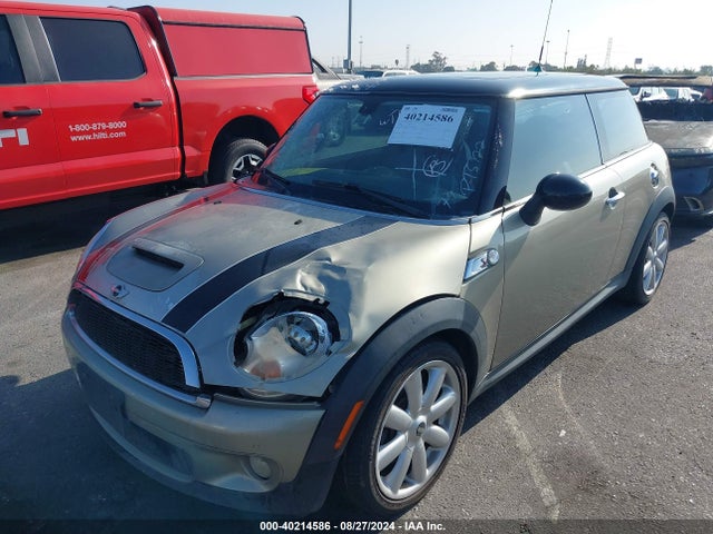 2009 MINI COOPER S WMWMF73579TW84022 Photo 1