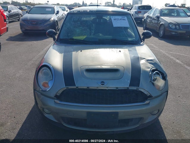 2009 MINI COOPER S WMWMF73579TW84022 Photo 5