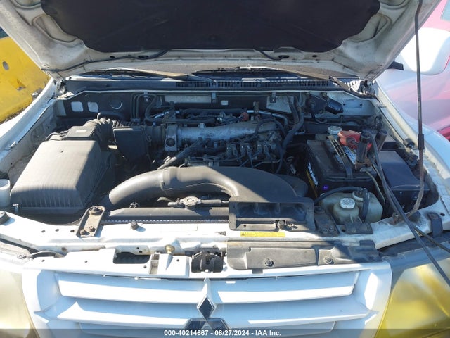 2002 MITSUBISHI MONTERO JA4MW51R82J015055 Photo 9