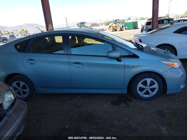Toyota Prius Two 2015 JTDKN3DU3F1943415 Image 13