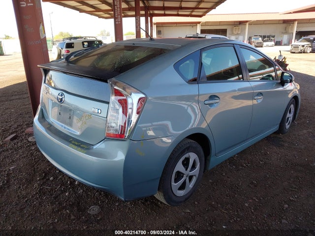 Toyota Prius Two 2015 JTDKN3DU3F1943415 Image 4