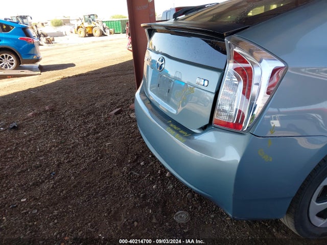 Toyota Prius Two 2015 JTDKN3DU3F1943415 Image 6