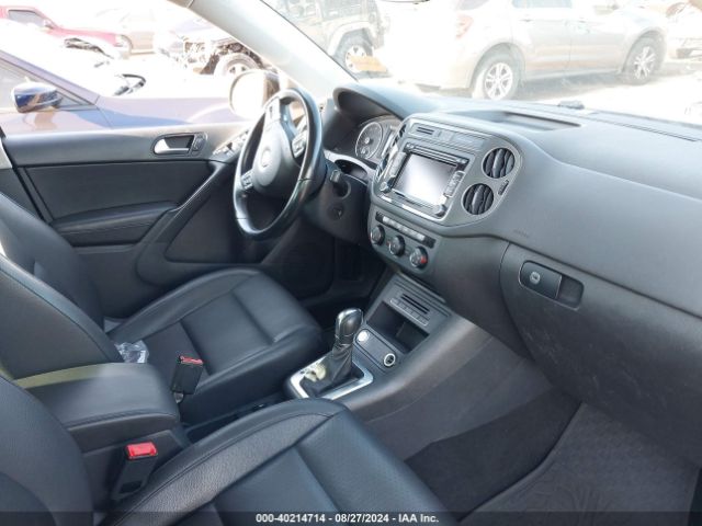 WVGAV7AX2FW606315 Volkswagen TIGUAN SE