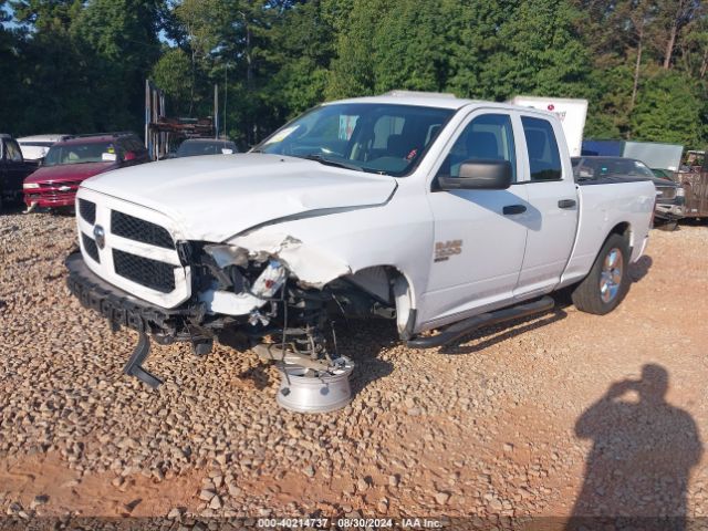 1C6RR6FG2KS528626 RAM 1500 Classic Express Quad Cab 4x2 6'4 Box