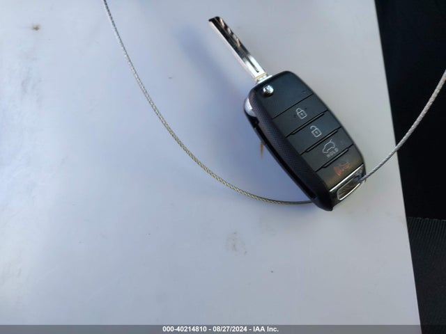 KIA SOUL + 2018 KNDJP3A54J7573827 Image 11