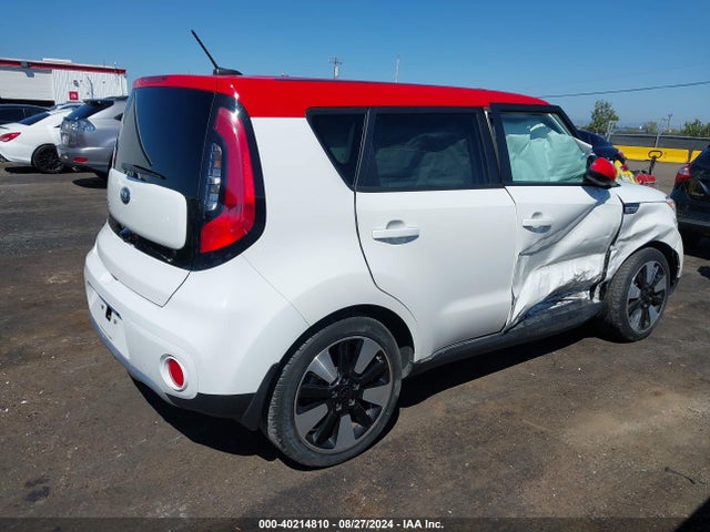 KIA SOUL + 2018 KNDJP3A54J7573827 Image 4