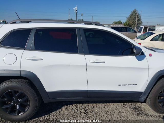 1C4PJMBS6FW511333 Jeep Cherokee Trailhawk