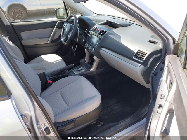 JF2SJABC1HH494581 Subaru Forester 2.5i