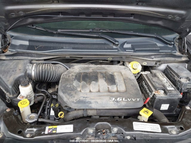 2C4RC1HG5FR610111 Chrysler Town & Country S