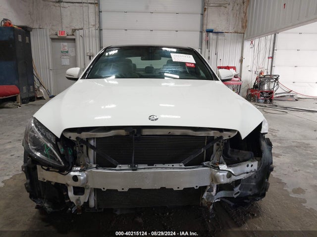 55SWF6GB3FU042528 Mercedes-Benz C 400 4matic