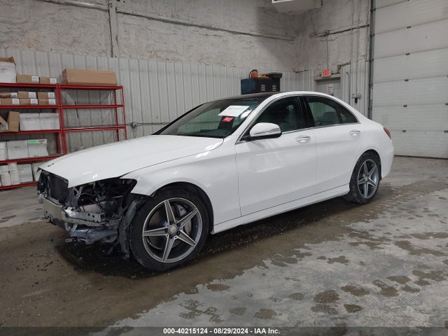 55SWF6GB3FU042528 Mercedes-Benz C 400 4matic