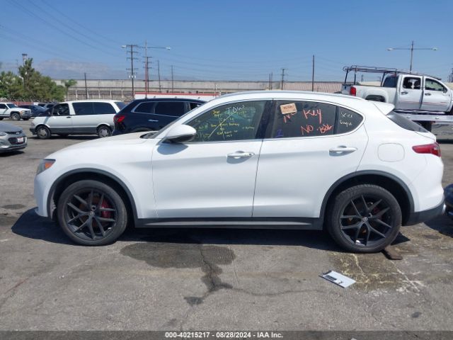 ZASFAKBN4J7B97301 Alfa Romeo STELVIO TI