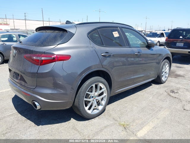 ZASPAKBN0L7C93952 Alfa Romeo Stelvio Ti Sport Awd