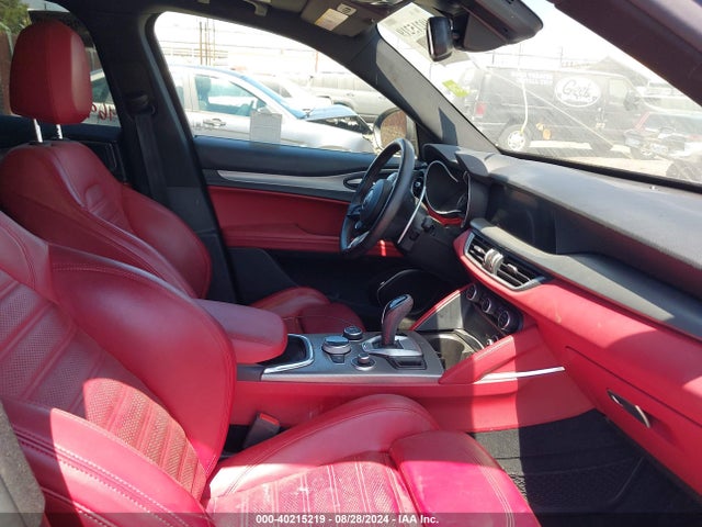 ZASPAKBN0L7C93952 Alfa Romeo Stelvio Ti Sport Awd