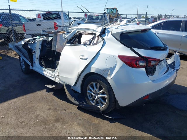 Mazda Mazda3 I Touring 2014 JM1BM1L76E1107728 Image 3