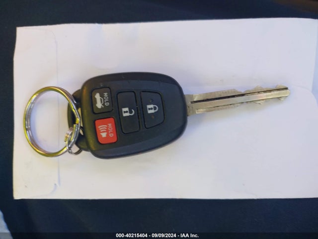 Toyota COROLLA LE 2016 5YFBURHE9GP546622 Image 11