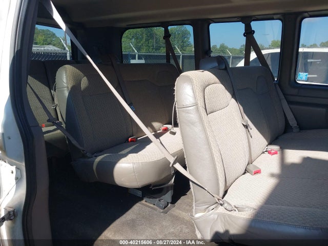 Chevrolet Express 2500 Lt 2019 1GAWGFFGXK1158090 Image 8