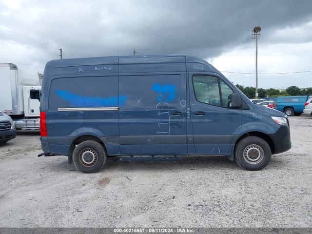 WD4PF0CD6KP105301 Mercedes-Benz Sprinter 2500 High Roof V6/standard Roof V6