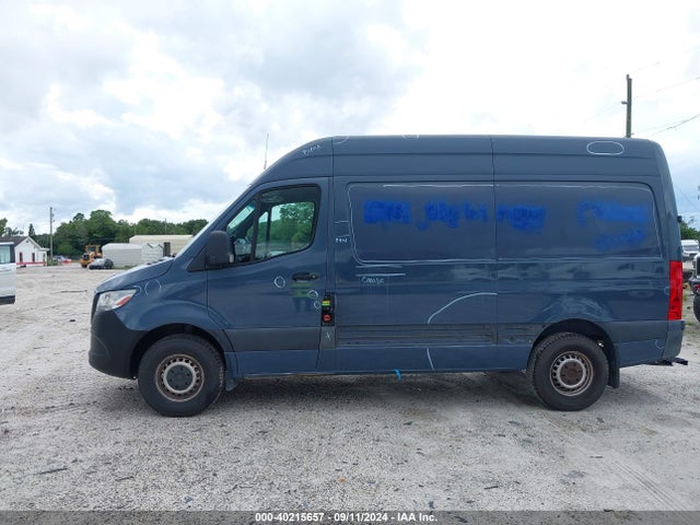WD4PF0CD6KP105301 Mercedes-Benz Sprinter 2500 High Roof V6/standard Roof V6