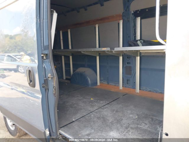 3C6URVJG2KE560233 RAM Promaster 3500 Cargo Van High Roof 159 Wb Ext