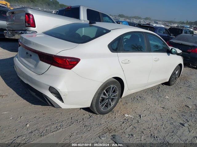KIA Forte Lxs 2023 3KPF24AD8PE590138 Image 4