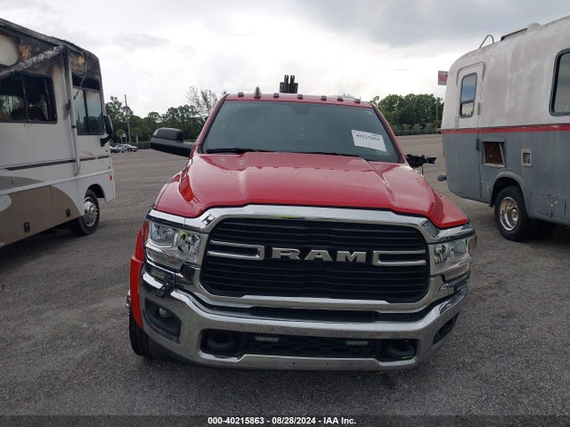 40215863 :رقم المزاد ، 3C7WRKAL1MG613432 vin ، 2021 Ram 4500 Chassis Tradesman/slt مزاد بيع